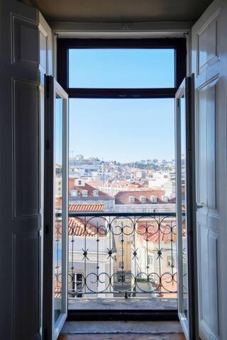 Central & Calm With Great View Lisboa 外观 照片